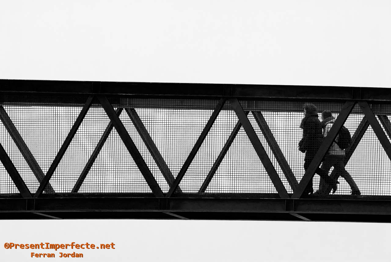 Crossing the void Crossing the void